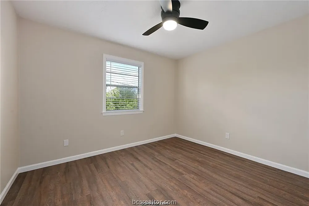 403 Manuel Drive #D College Station, TX 77840