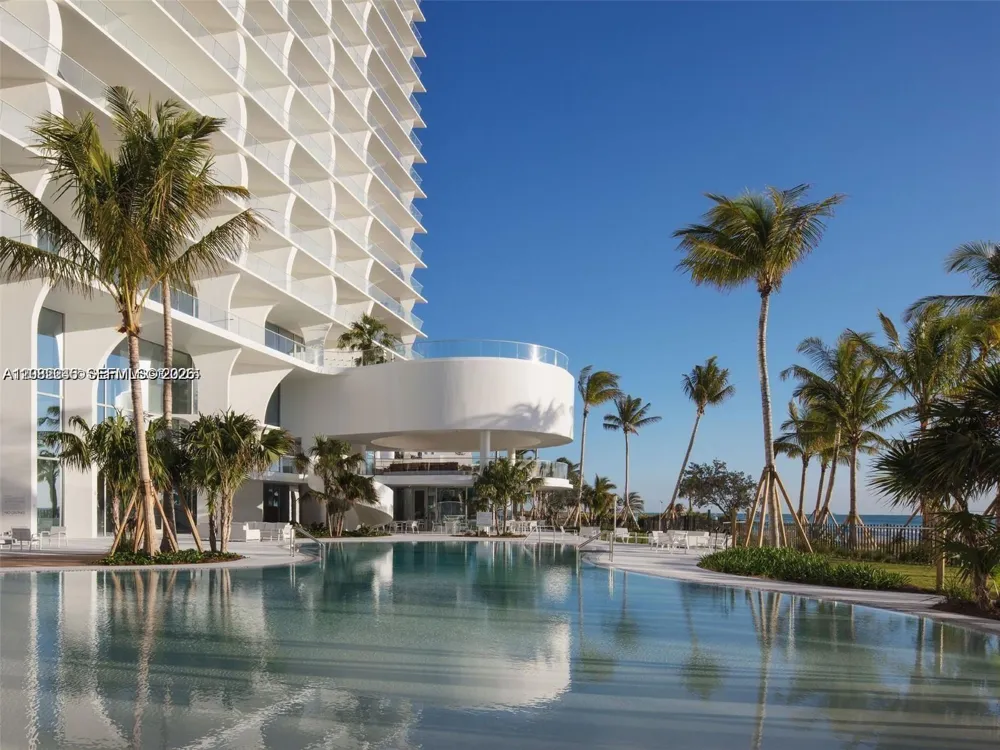 16901 Collins Ave #704 Sunny Isles Beach, FL 33160
