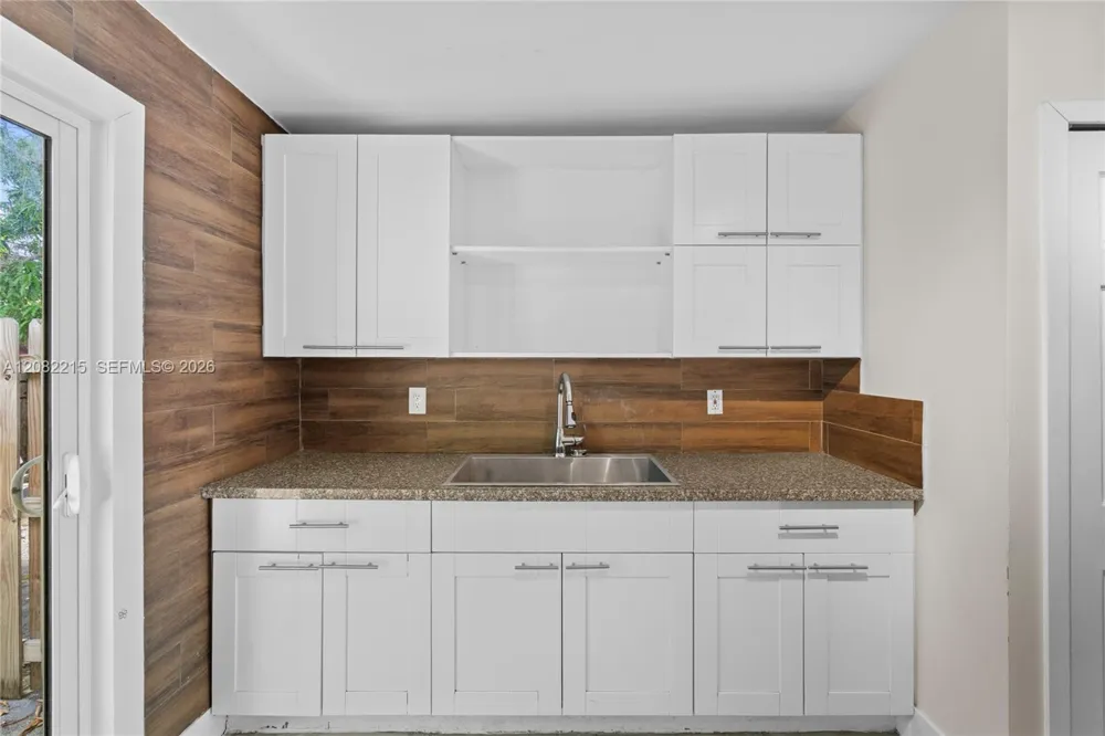 175 NW 121st St North Miami, FL 33168