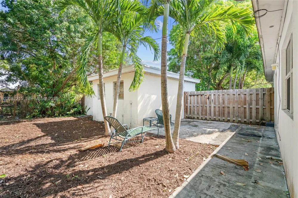 175 NW 121st St North Miami, FL 33168
