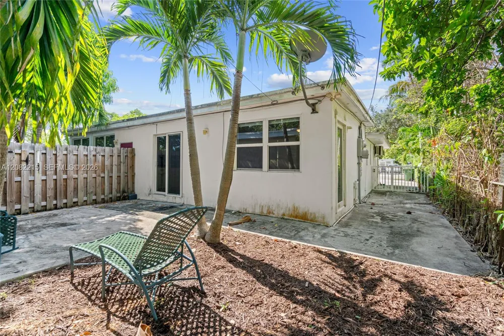 175 NW 121st St North Miami, FL 33168