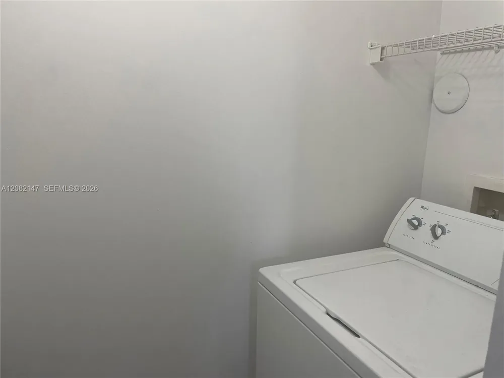 6020 W Sample Rd #308 Coral Springs, FL 33067