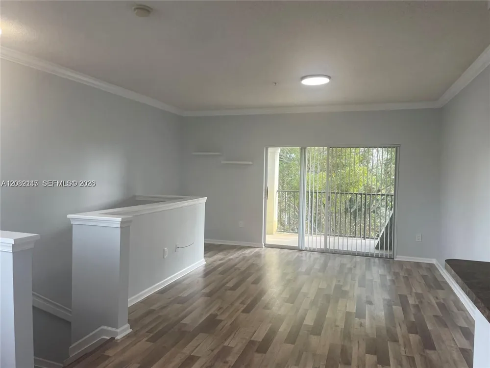 6020 W Sample Rd #308 Coral Springs, FL 33067
