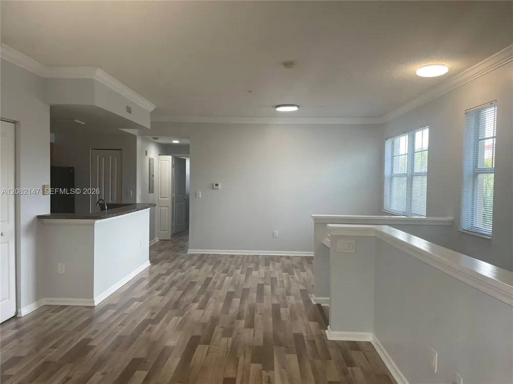 6020 W Sample Rd #308 Coral Springs, FL 33067