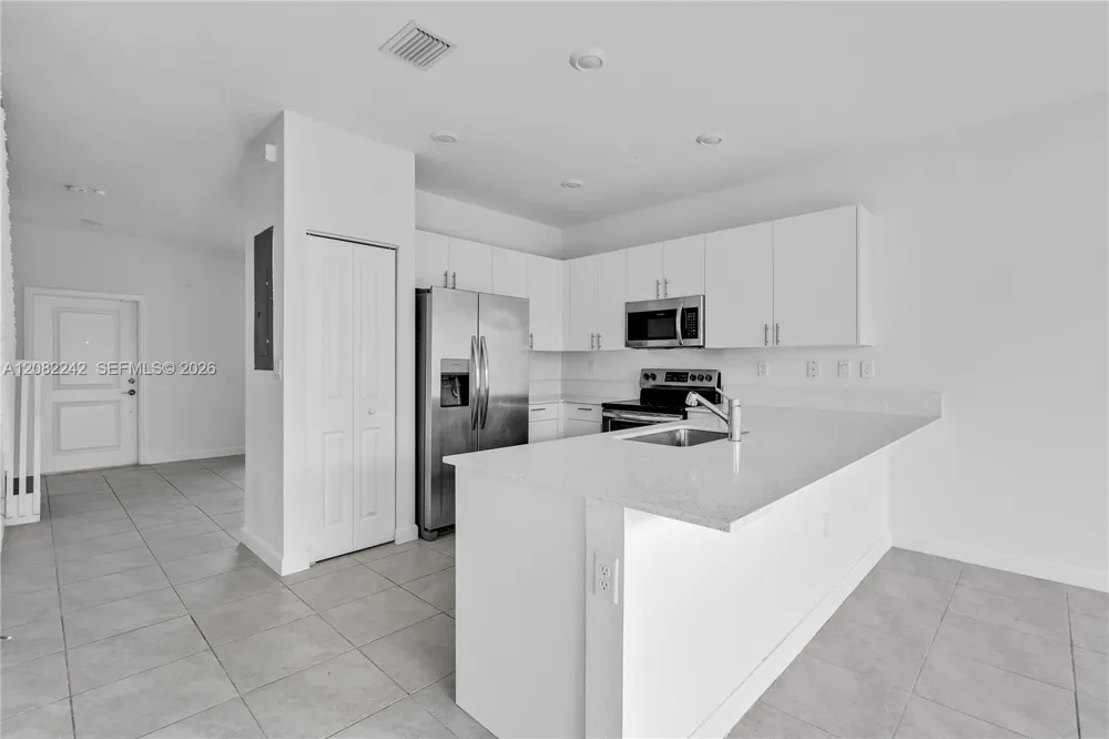 28641 SW 132nd Ct Homestead, FL 33033