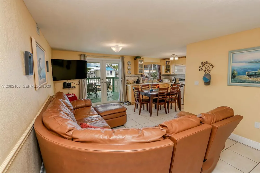 108 Valjean Ln Tavernier, FL 33070