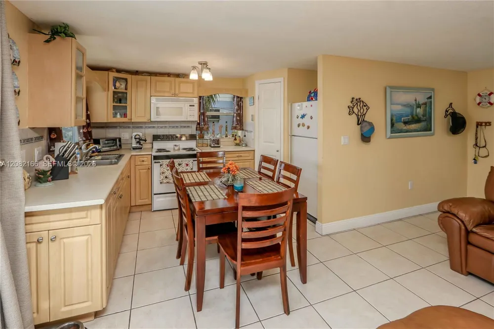 108 Valjean Ln Tavernier, FL 33070