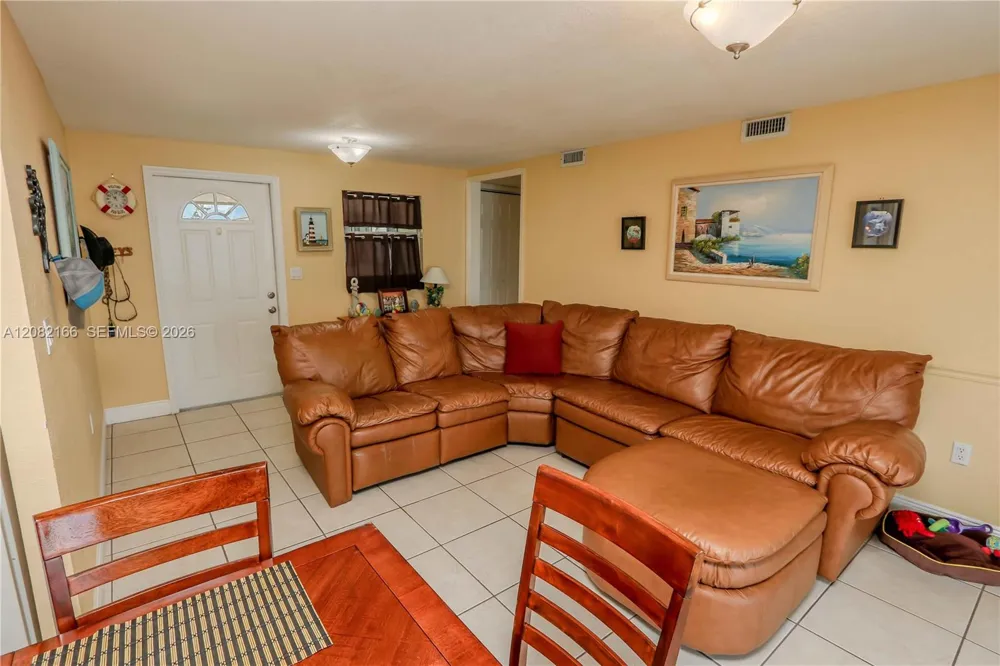108 Valjean Ln Tavernier, FL 33070