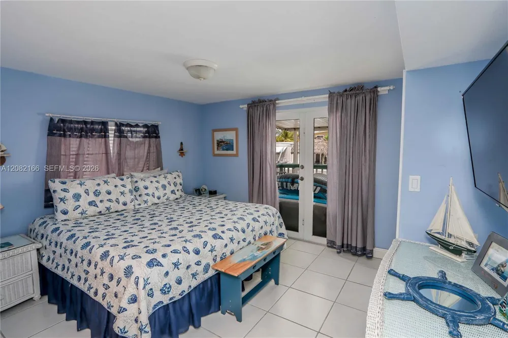 108 Valjean Ln Tavernier, FL 33070