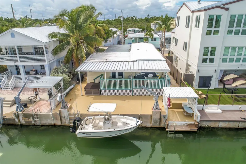 108 Valjean Ln Tavernier, FL 33070