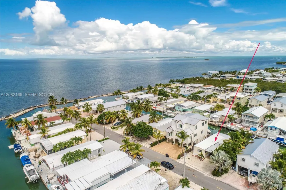 108 Valjean Ln Tavernier, FL 33070