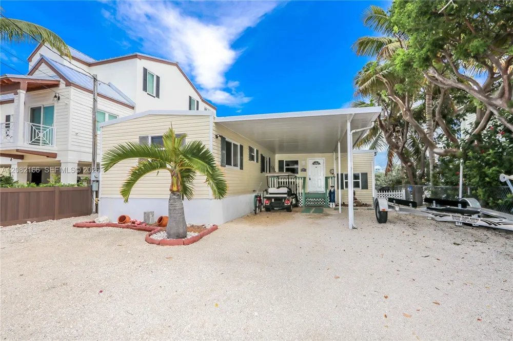 108 Valjean Ln Tavernier, FL 33070