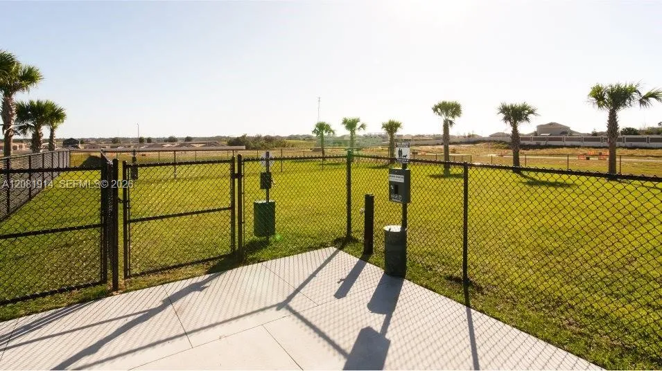 890 Timberland Drive Lakeland, FL 33839