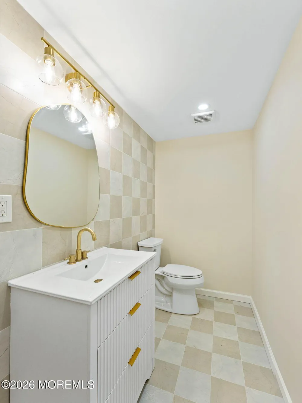 1102 Mason Run Pine Hill, NJ 08021