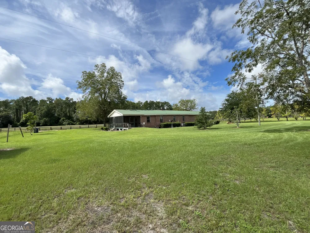73 Morrison LN Folkston, GA 31537