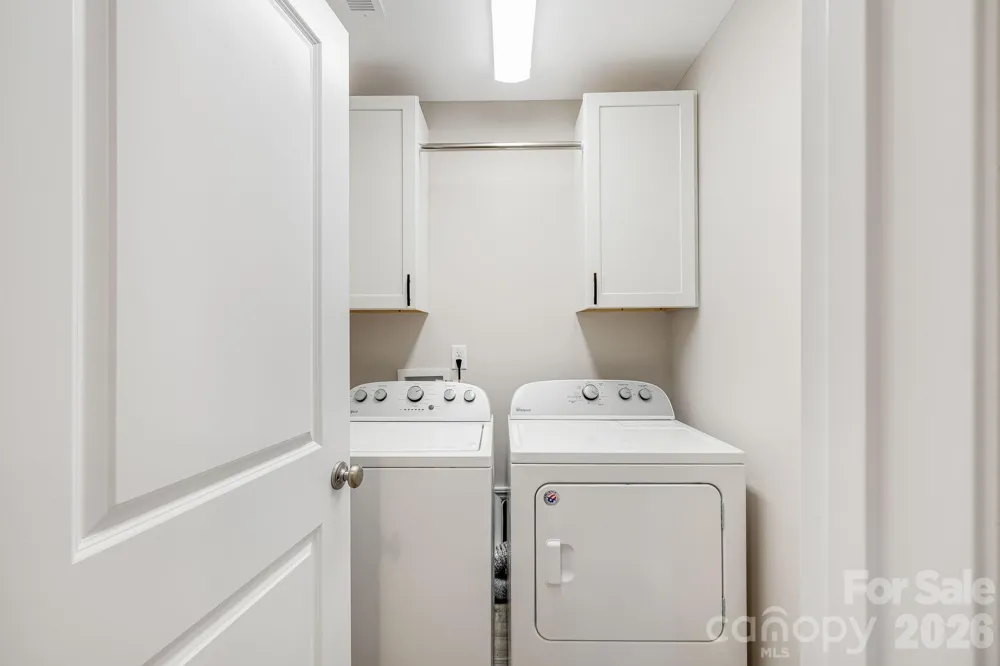 398 Point Hope Lane Hendersonville, NC 28792