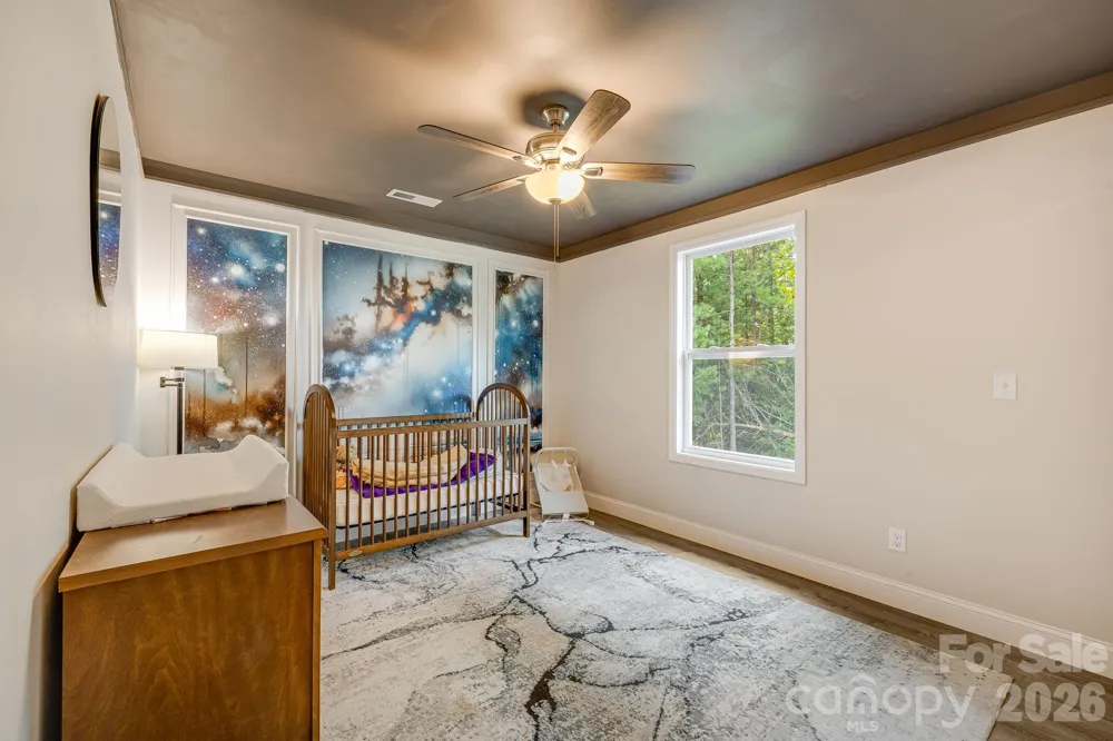 398 Point Hope Lane Hendersonville, NC 28792