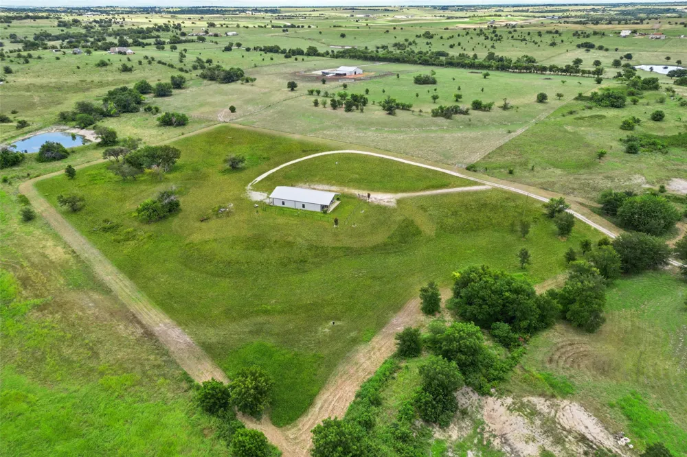 1430 County Road 2735 Decatur, TX 76234