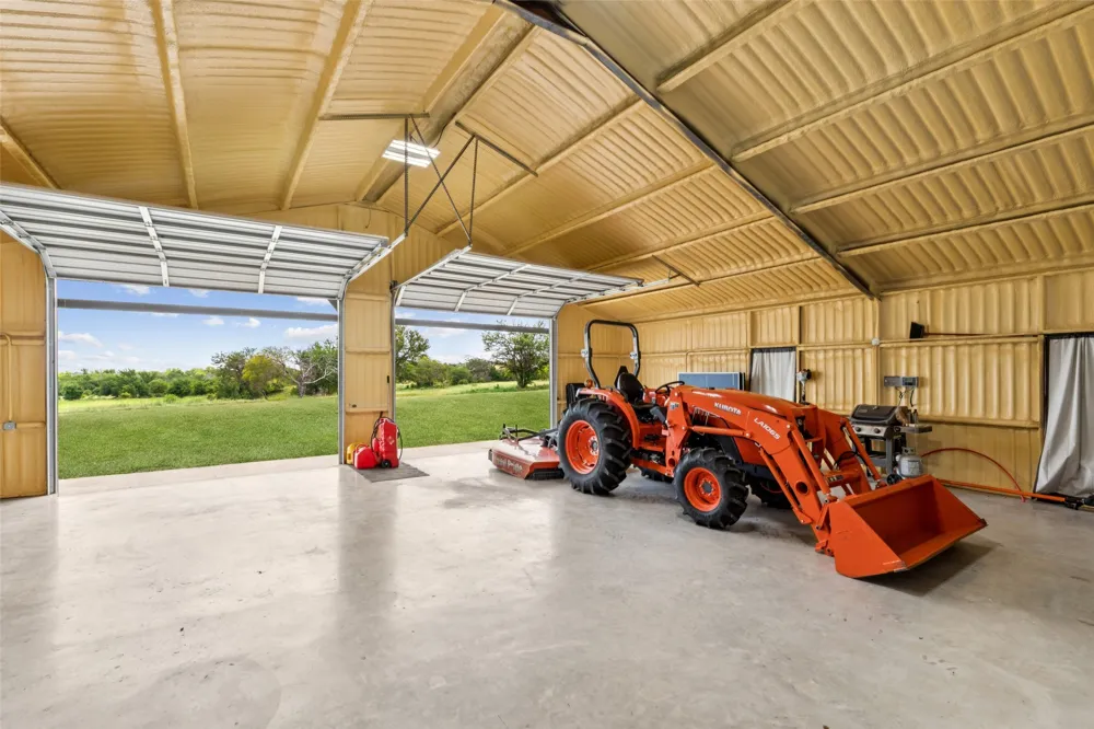 1430 County Road 2735 Decatur, TX 76234