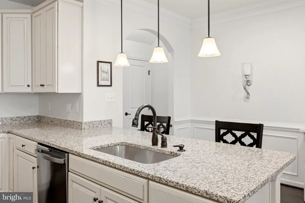 1241 DRYDOCK STREET Brunswick, MD 21716