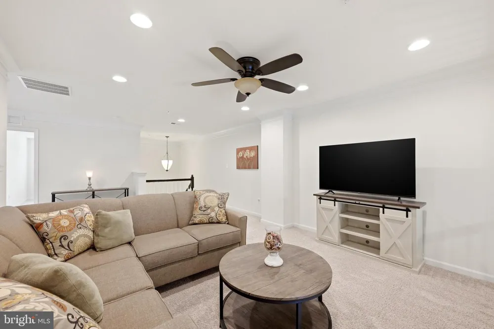 1241 DRYDOCK STREET Brunswick, MD 21716
