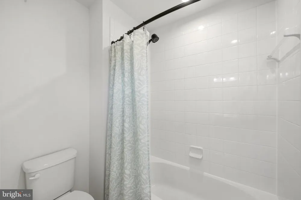 1241 DRYDOCK STREET Brunswick, MD 21716