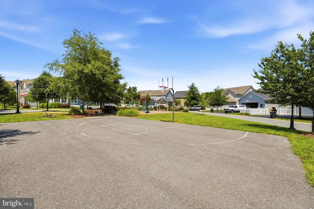 1241 DRYDOCK STREET Brunswick, MD 21716