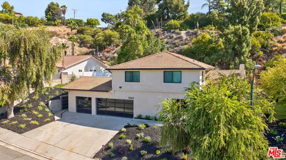 3243 Kirkham Drive Glendale, CA 91206