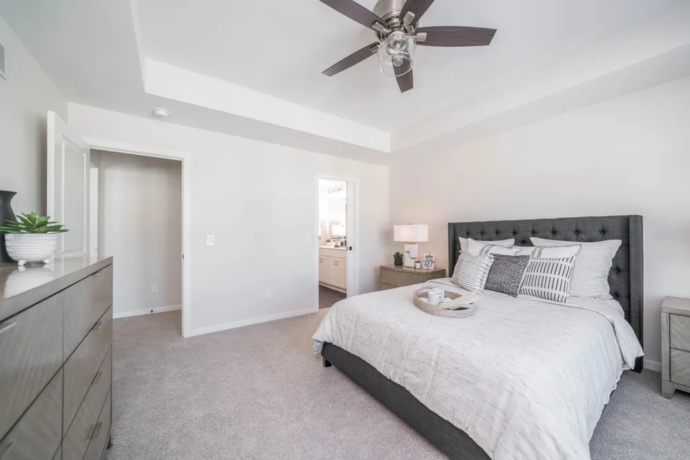 14220 Bridgeview Pointe Vicksburg, MI 49097