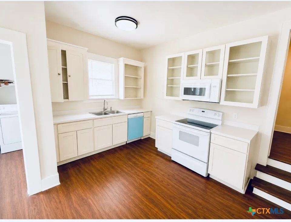 325 North Street San Marcos, TX 78666