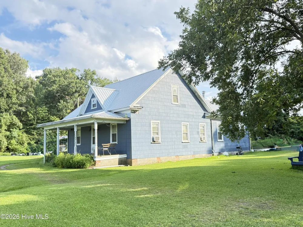 1382 Harvey Point Road Hertford, NC 27944