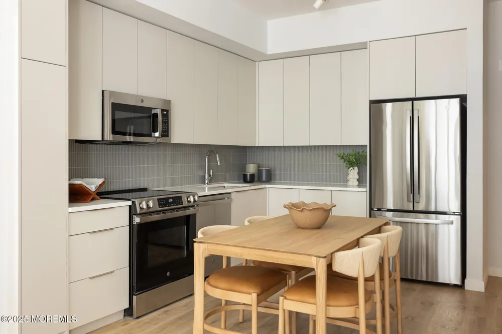 1150 Kingsley Street #524 Asbury Park, NJ 07712