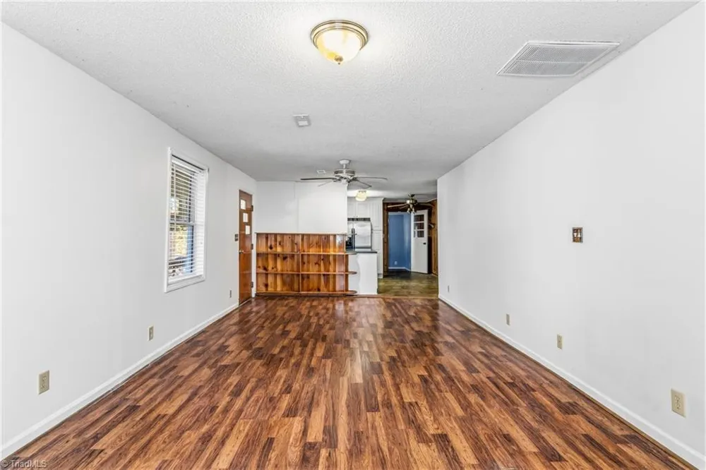 3825 Old Hollow Road Kernersville, NC 27284