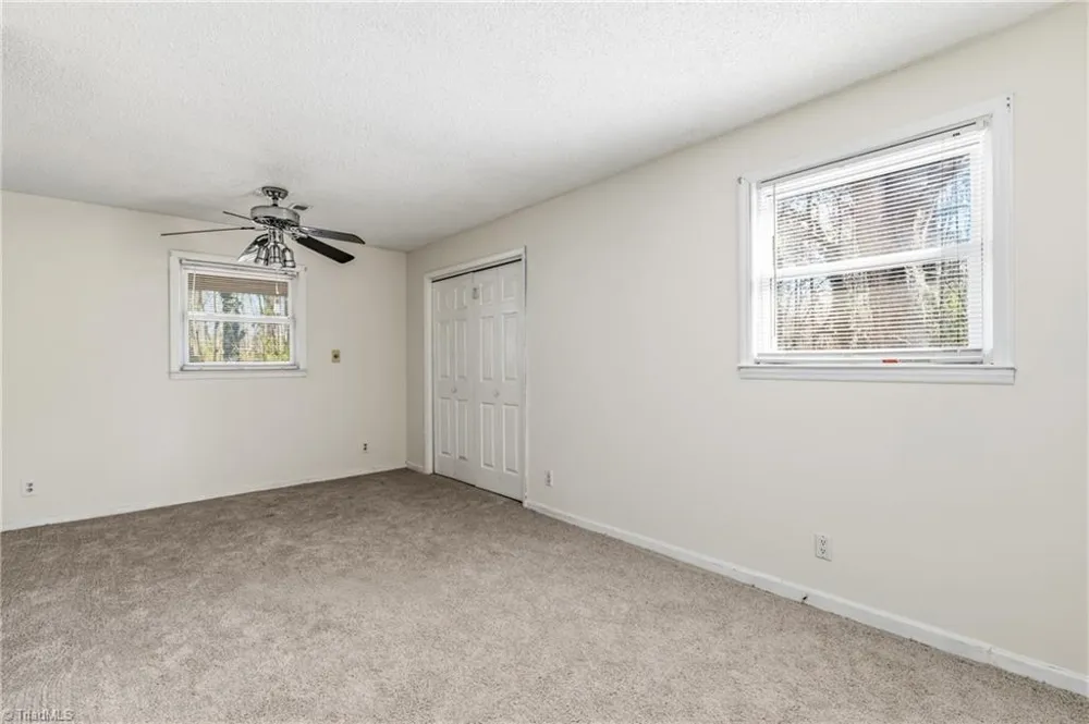 3825 Old Hollow Road Kernersville, NC 27284