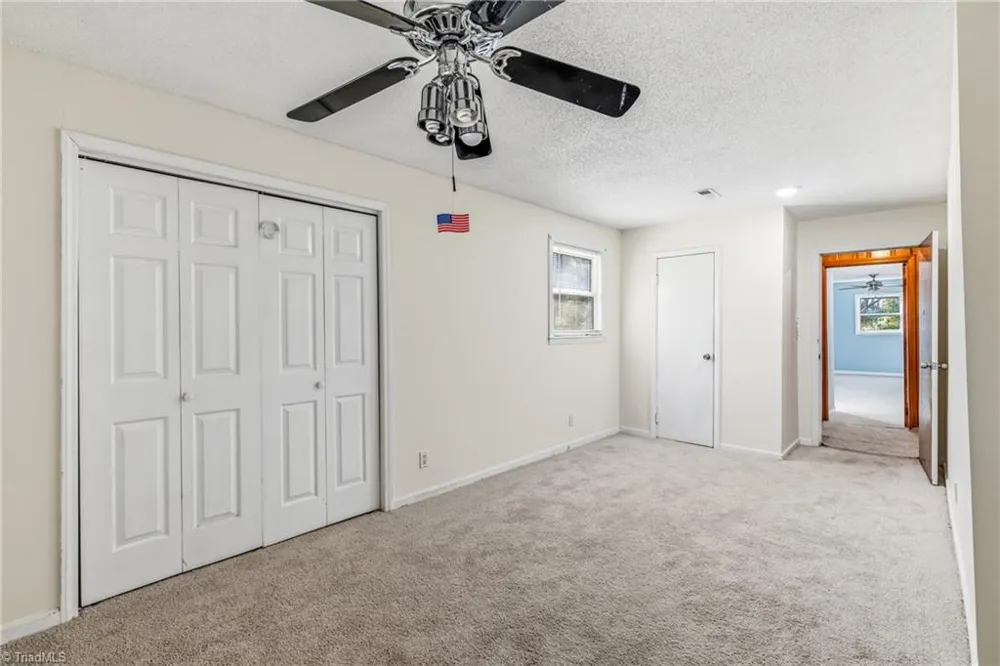 3825 Old Hollow Road Kernersville, NC 27284