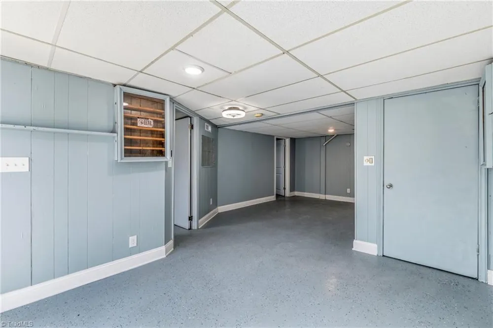 3825 Old Hollow Road Kernersville, NC 27284