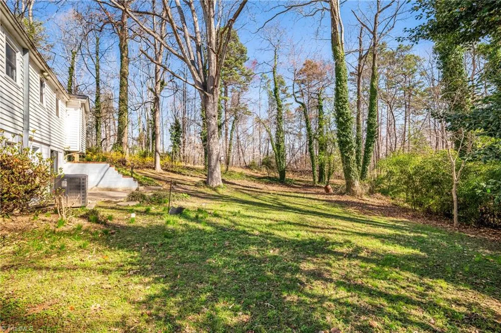 3825 Old Hollow Road Kernersville, NC 27284