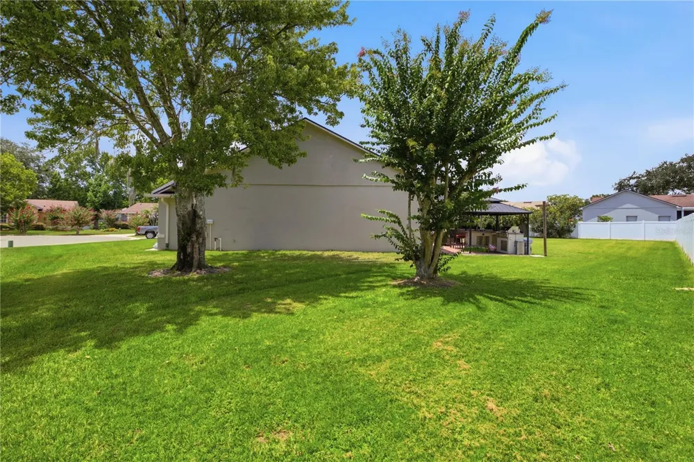 672 CRANEBROOK COURT Oviedo, FL 32766