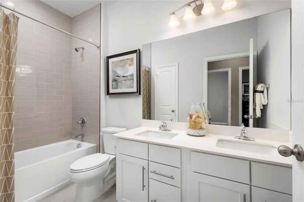8628 SWAN VIEW CIRCLE Leesburg, FL 34788