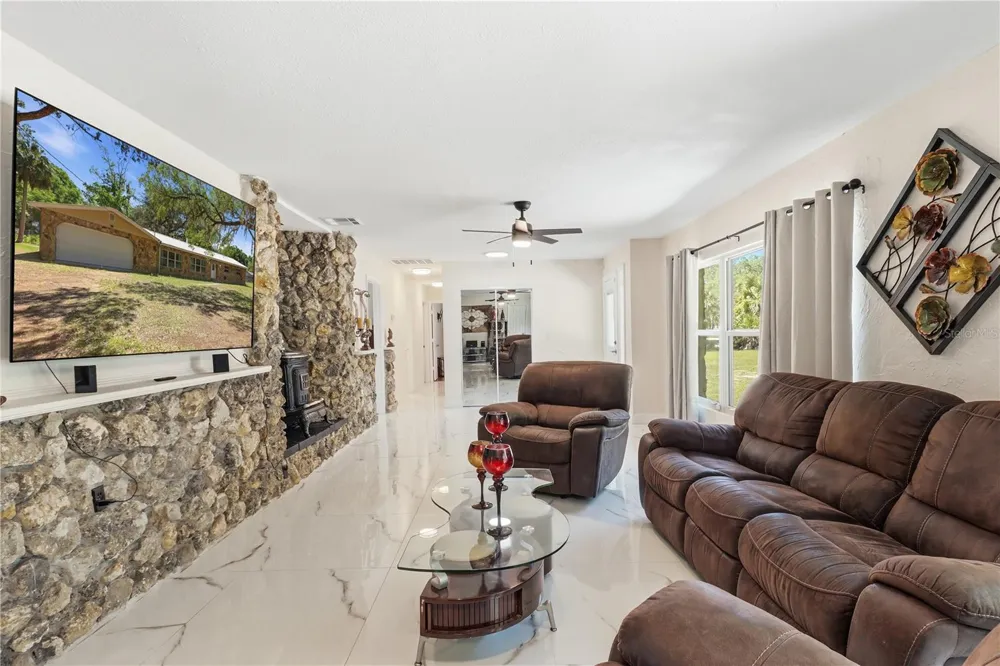 67 COVE ROAD Inglis, FL 34449