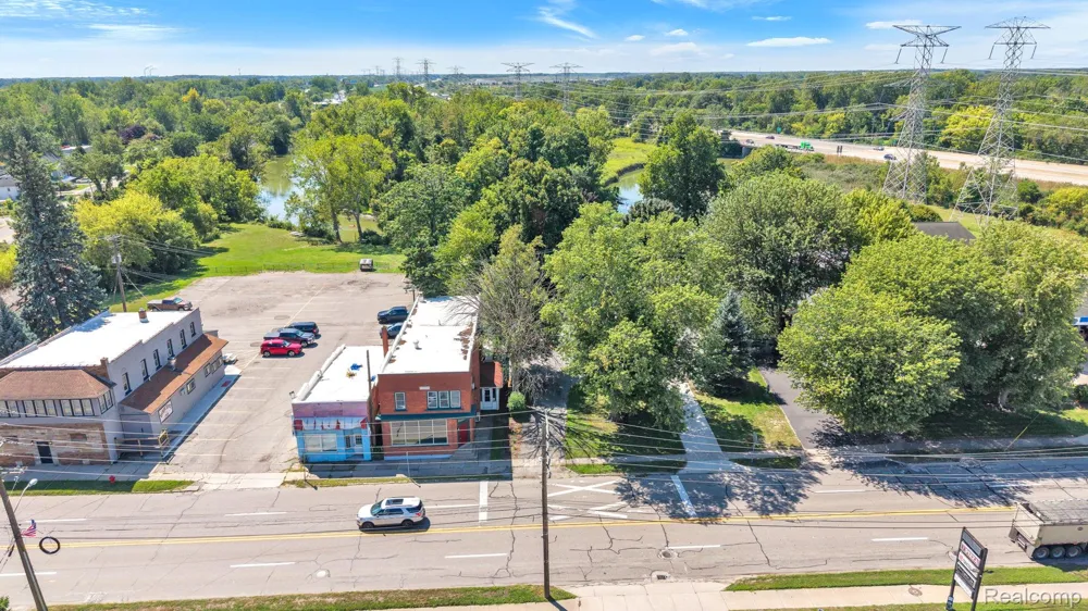 22421 Huron River Drive Rockwood City, MI 48173