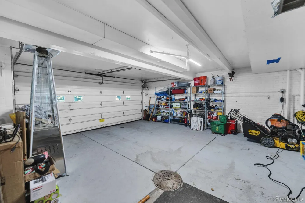 22421 Huron River Drive Rockwood City, MI 48173