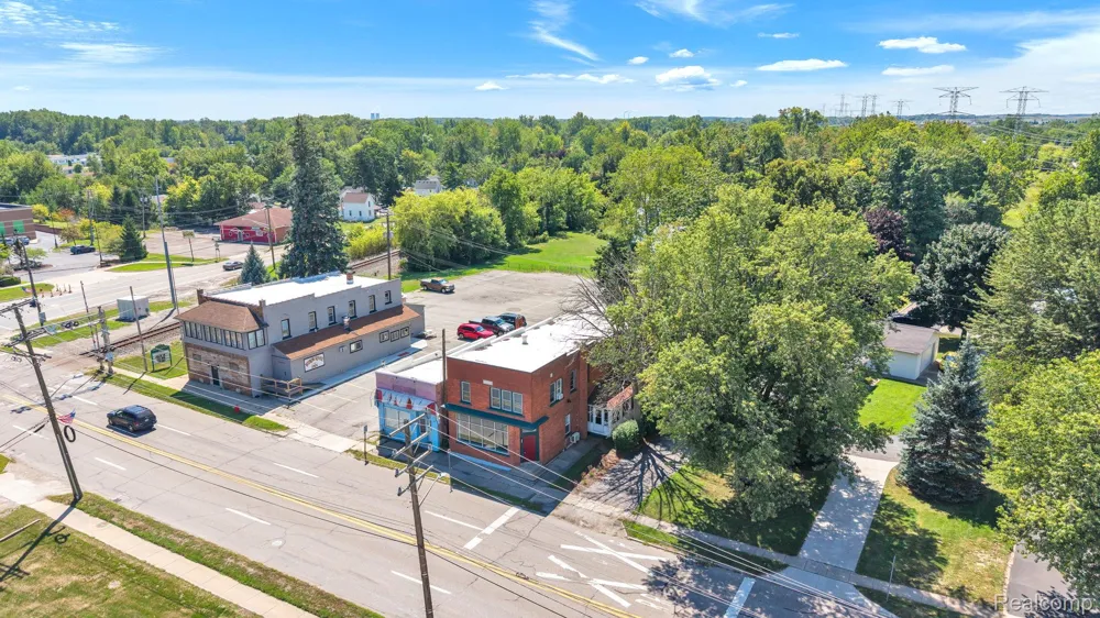 22421 Huron River Drive Rockwood City, MI 48173