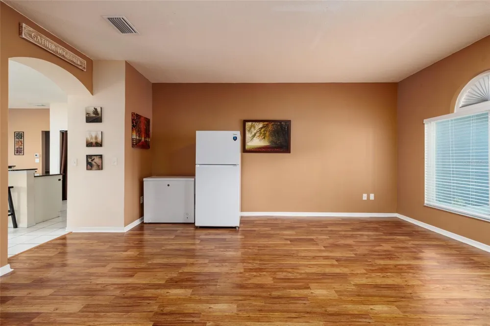 3513 PINE TOP DRIVE Valrico, FL 33594