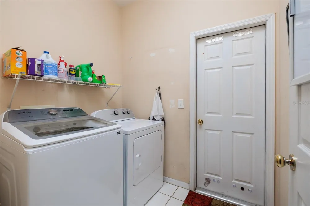 3513 PINE TOP DRIVE Valrico, FL 33594