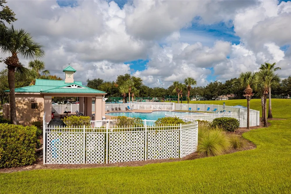 3513 PINE TOP DRIVE Valrico, FL 33594