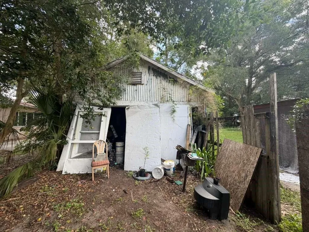410 ORANGE AVE Umatilla, FL 32784