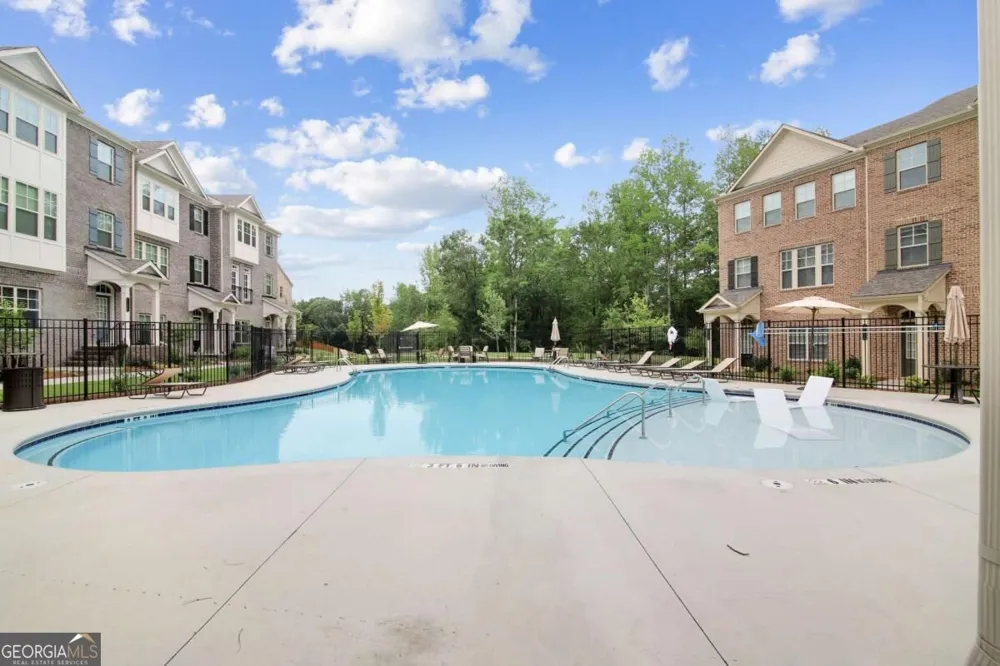 1427 Halstead PL Suwanee, GA 30024