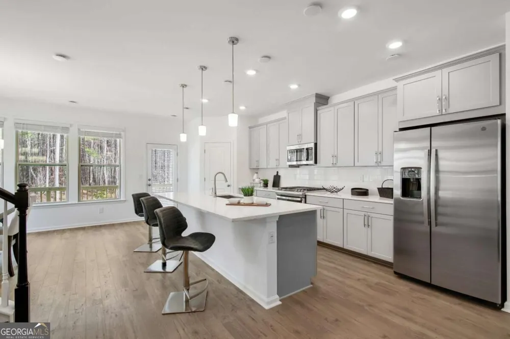 1427 Halstead PL Suwanee, GA 30024
