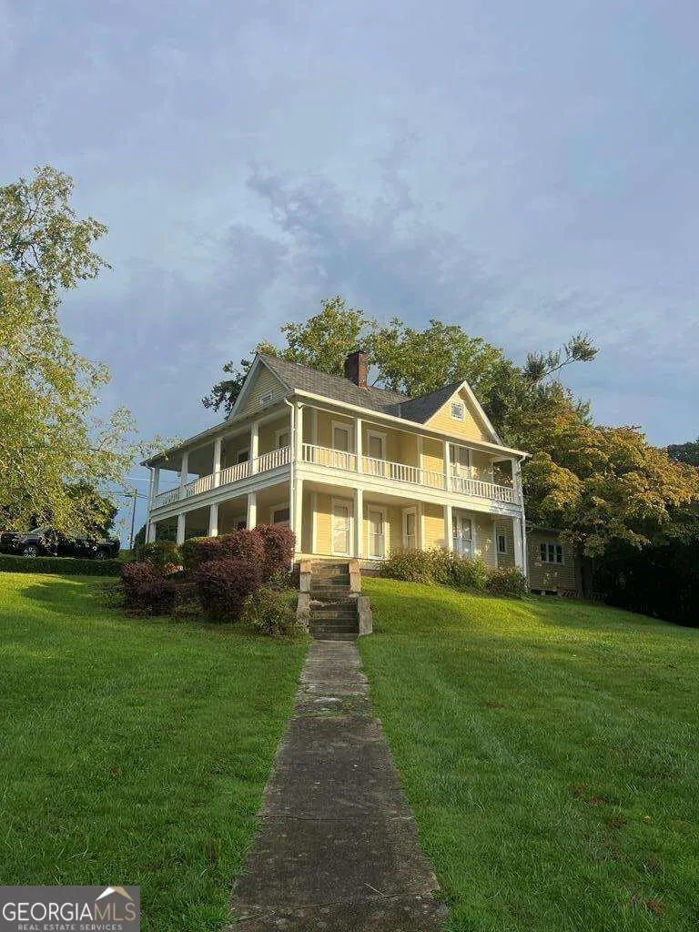 190 McKinney Street Blue Ridge, GA 30513